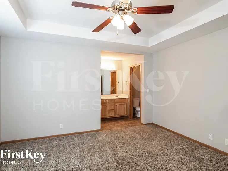1521 Champion Dr — Photo 7