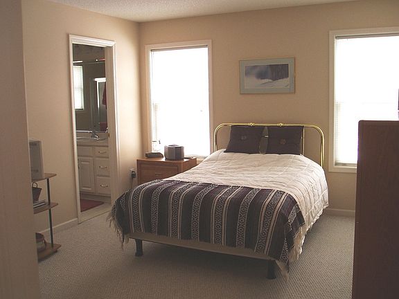 5th image of 1 Mayfield Dr