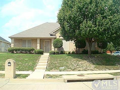 1st image of 1301 Parkwood Trl