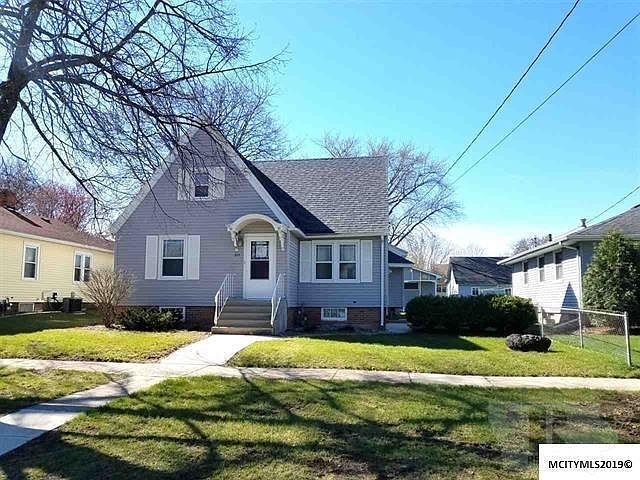 1st image of 511 14th St SE