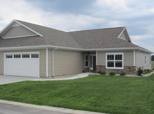 805 Golden Rod Trl, Brookings, SD 57006