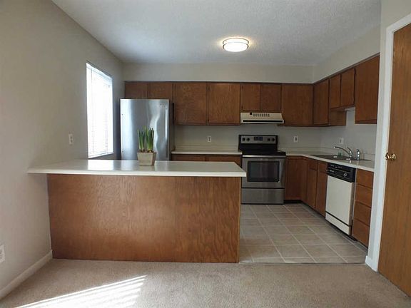 3rd image of 7569 Granby Way #97