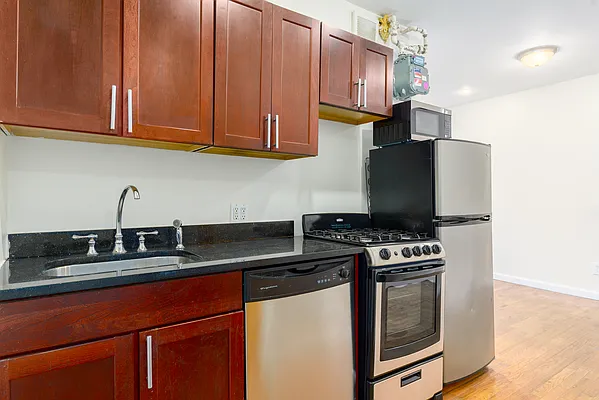 Rented by Keller Williams NYC | media 6