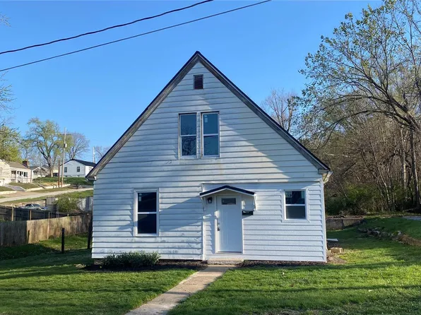 2706 Laclede St, Hannibal, MO 63401