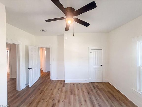 4th image of 603 Cranbrook St