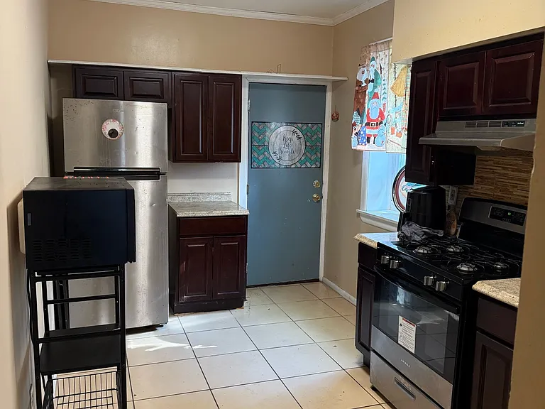 3813 Reno St — Photo 10