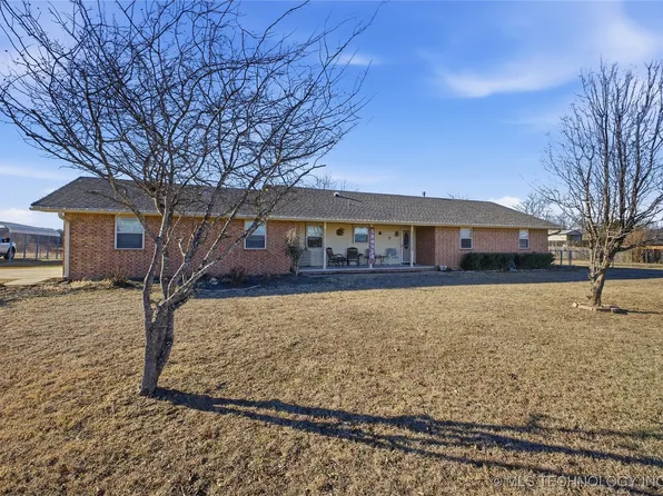 11197 County Road 3570, Ada, OK 74820