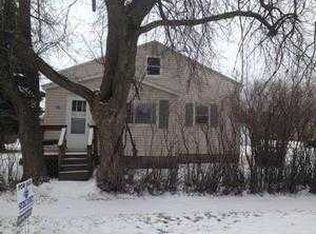 1718 Avenue C, Carlton, MN 55720