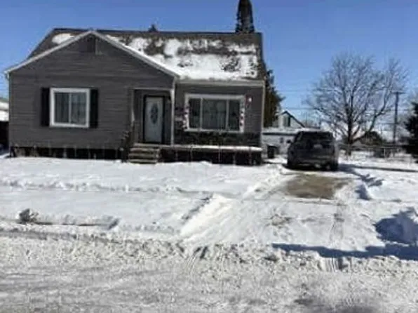 28816 Galloway St, Roseville, MI 48066