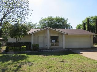 607 Lamar Dr, Euless, TX 76039