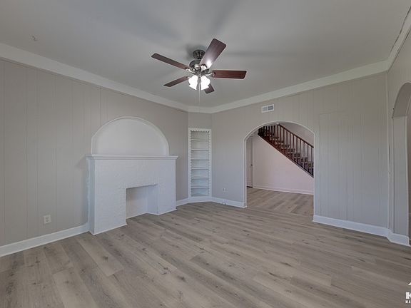 5th image of 1143 S Osage St #R