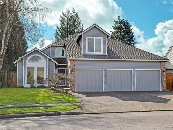 6102 Churchill Downs Dr, West Linn, OR 97068