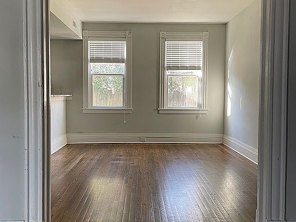 5th image of 716 N 33rd St