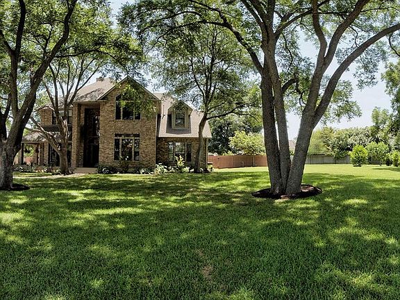 4th image of 6 Hillview Dr