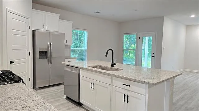40665 Cara Mae St — Photo 14