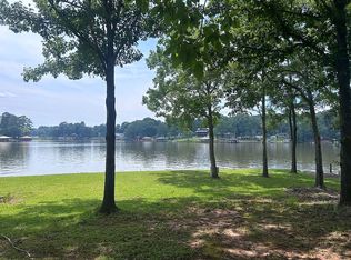 117 W Bearcreek Rd, Eatonton, GA 31024