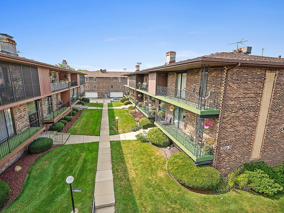 1st image of 11330 Moraine Dr APT G