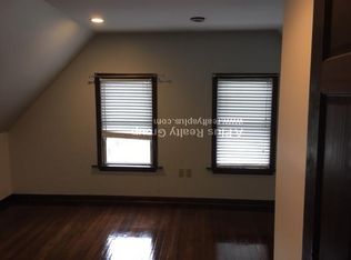 726 Metropolitan Ave #3, Boston, MA 02136