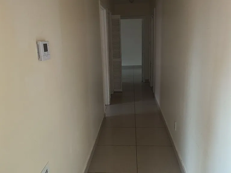 1115 Rosedale Ave — Photo 5