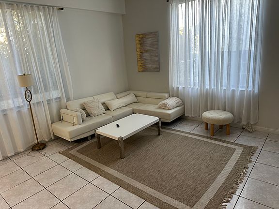 5th image of 8119 Harding Ave #5