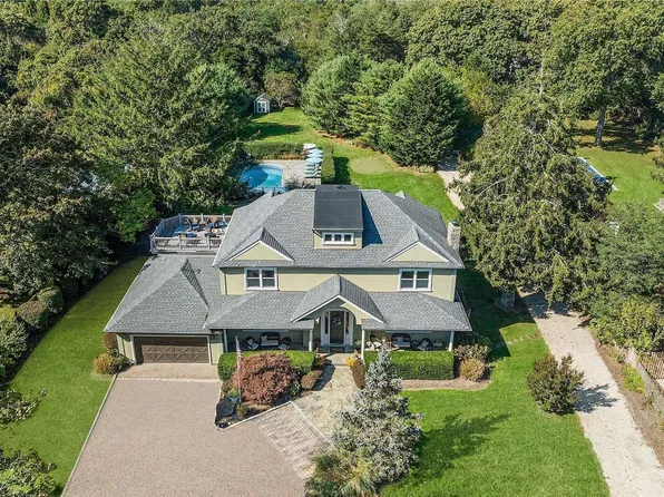 71 Tanners Neck Lane, Westhampton, NY 11977