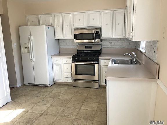 5th image of 3000-33 Stevens St