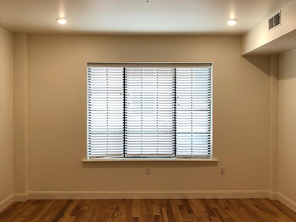 4th image of 34 Maiden Ln APT 4