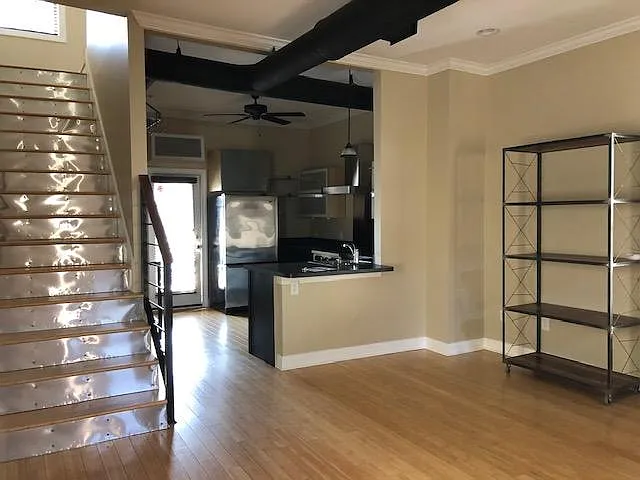 315 Seawell Ave — Photo 8