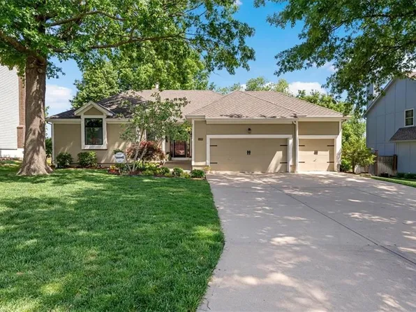 5408 W 153rd St, Leawood, KS 66224