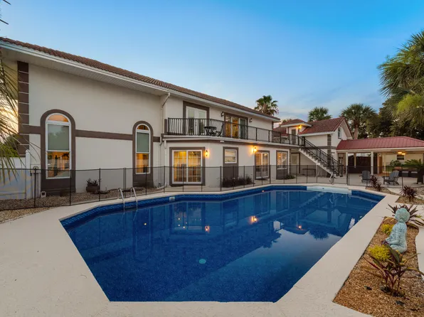 9526 Monaco Cir, Navarre, FL 32566