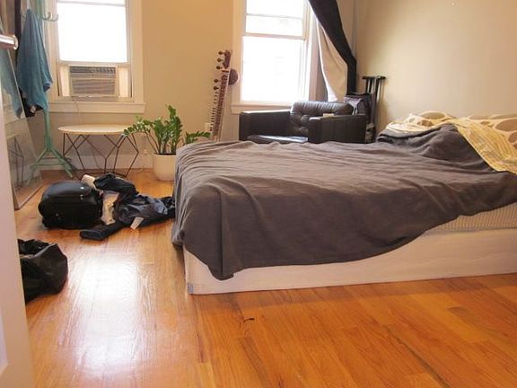 2nd image of 114 N 8th St #2LC