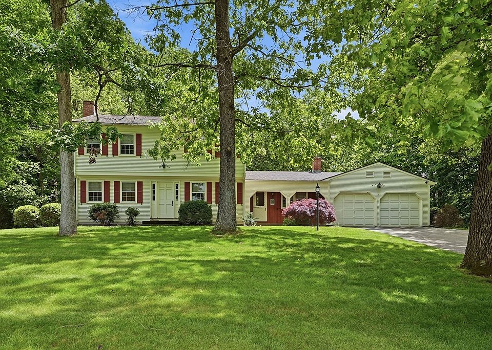 1st image of 17 Raymond Dr