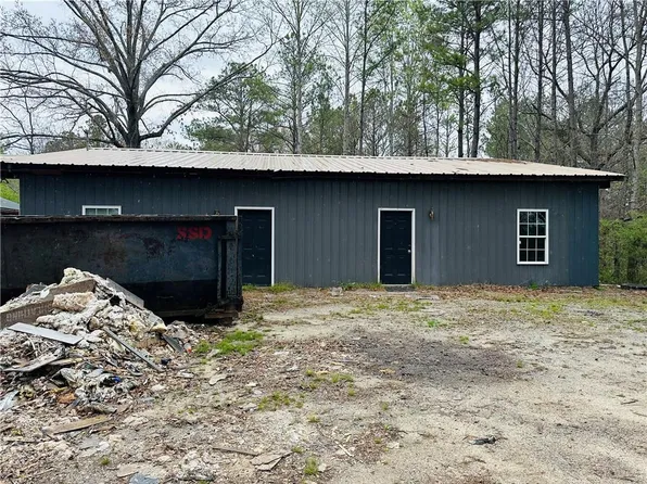 21 Old Carrollton Rd, Newnan, GA 30263