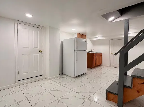 817 W 11th St, Chester, PA 19013