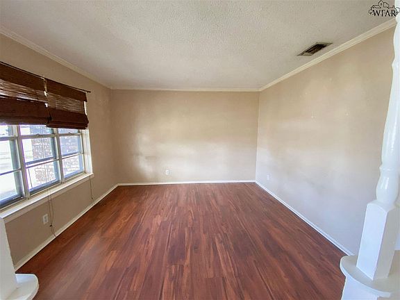 3rd image of 5505 Montague Dr