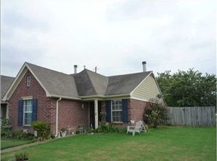 2536 Reese Point Dr, Memphis, TN 38133