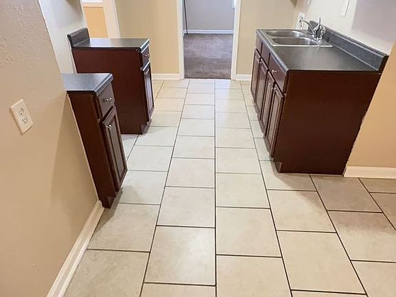 4th image of 4327 Mountain Terrace St