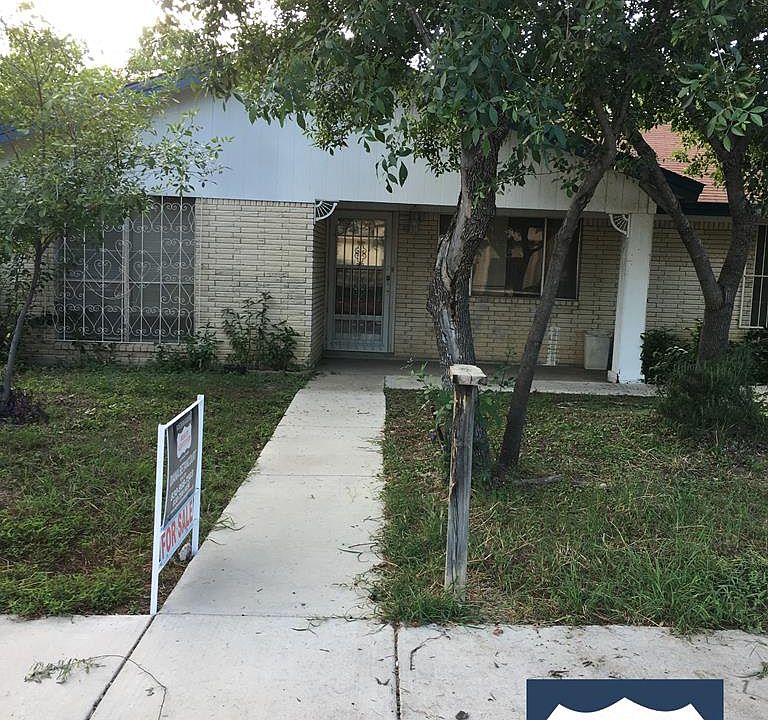 1st image of 257 N Brazos St