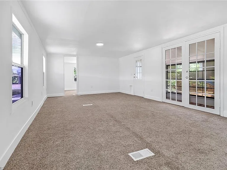 120 Grassy Key Ln #38 — Photo 7