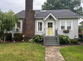 4 Chimayo Rd, Rochester, NY 14617