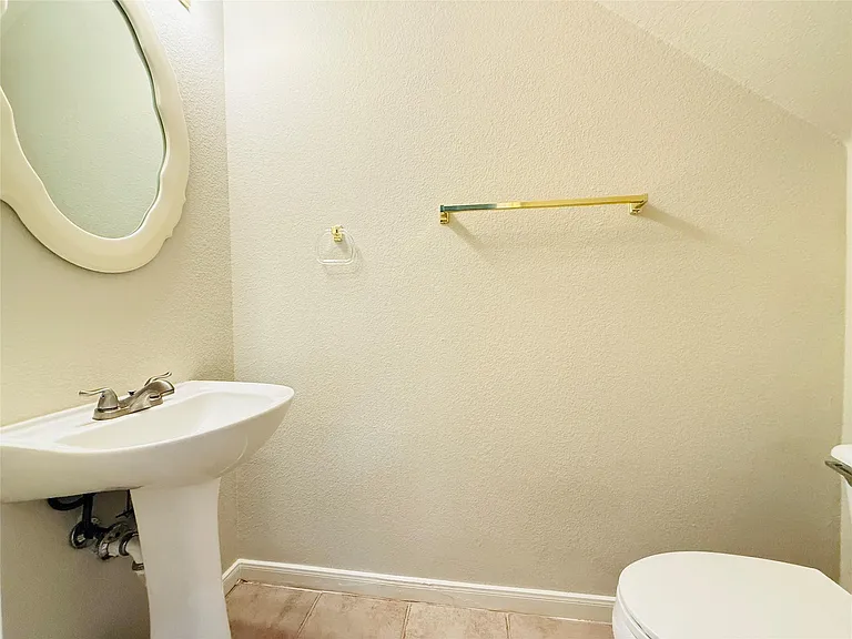 2100 Pipers Field Dr #55 — Photo 10