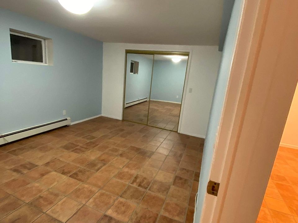 28004 Franklin Ave Franklin Square NY Zillow