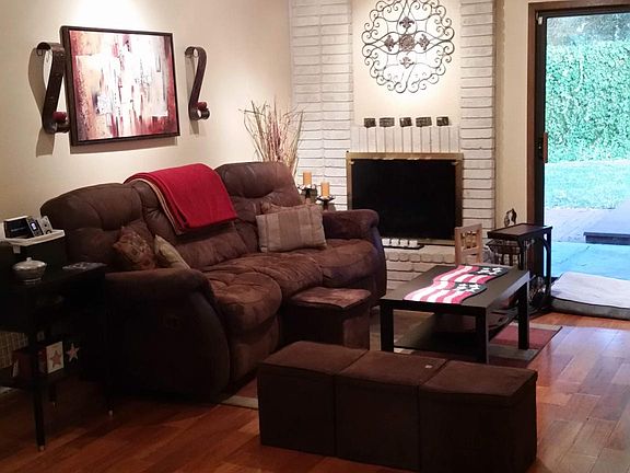 4th image of 8903 Briardale Dr
