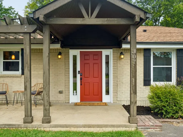 307 24th St, Old Hickory, TN 37138