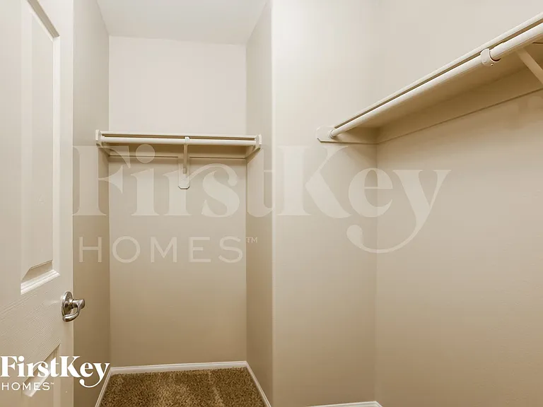 10236 Ruggles Mansion Ave — Photo 9