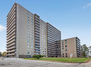 180 Markham Rd #705, Toronto, ON M1M2Z9