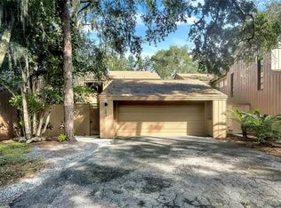 102 Autumn Dr, Longwood, FL 32779