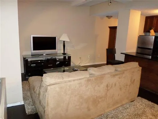 Rented by Empire State Properties | media 18