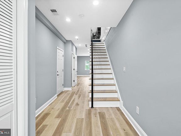 2nd image of 3116 Byberry Rd