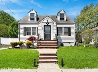585 Bamford Ave, Woodbridge, NJ 07095